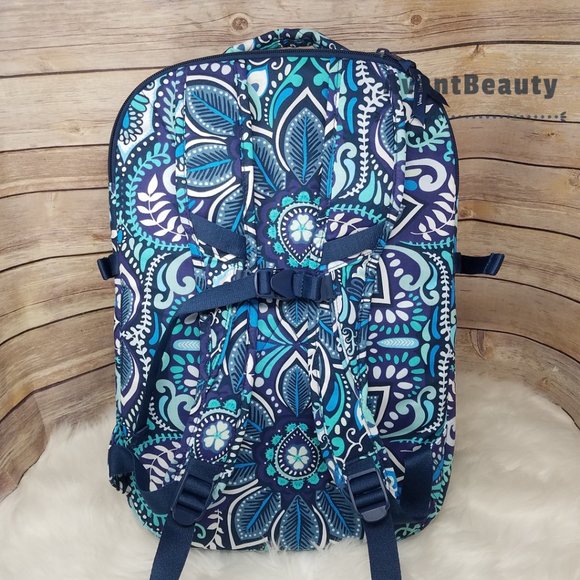 Vera Bradley Essential Expandable LG Quilted Blue Island Medallion Backpack New - Picture 10 of 13